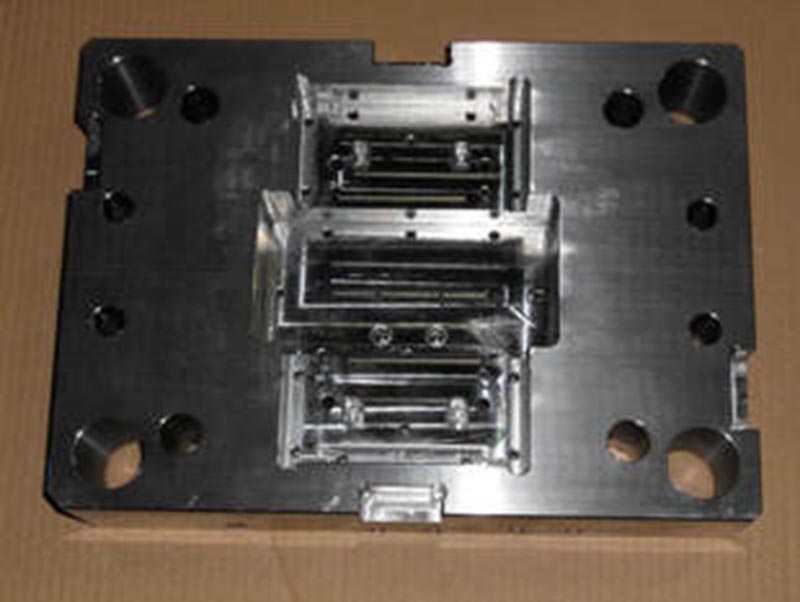 霍林郭勒精密塑料模-06